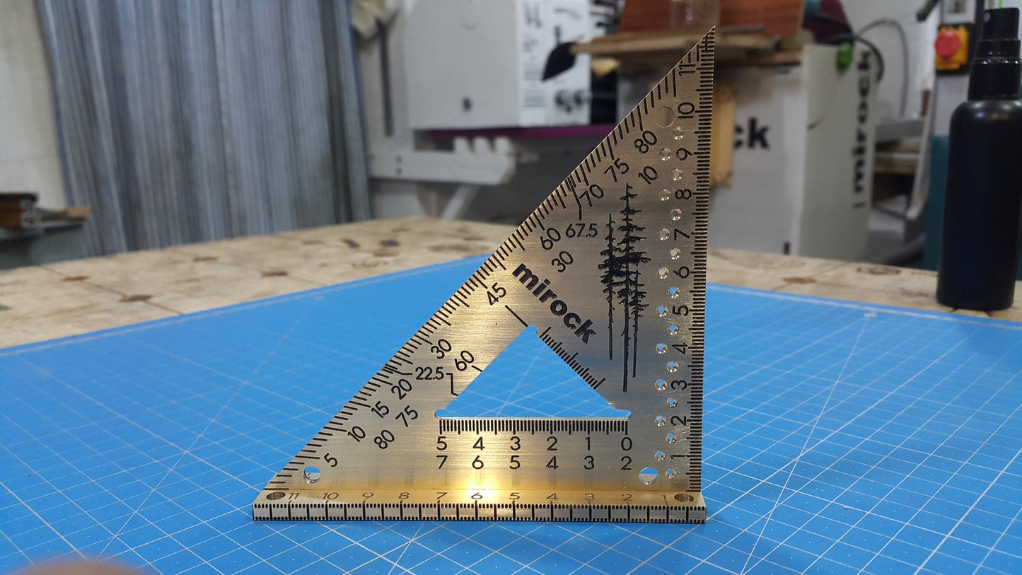 Mirock Square Metric Brass 120mm