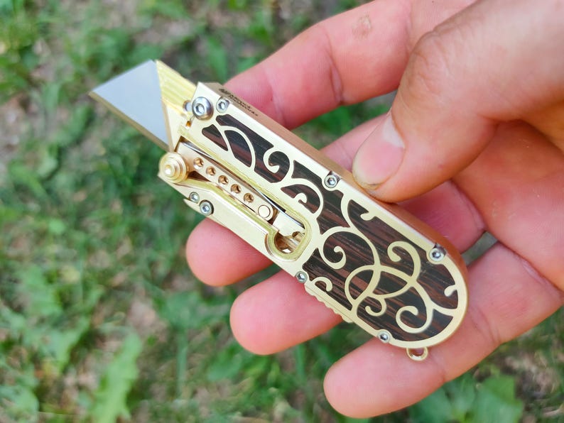 Mirock Maker Cutter Wenge Floral