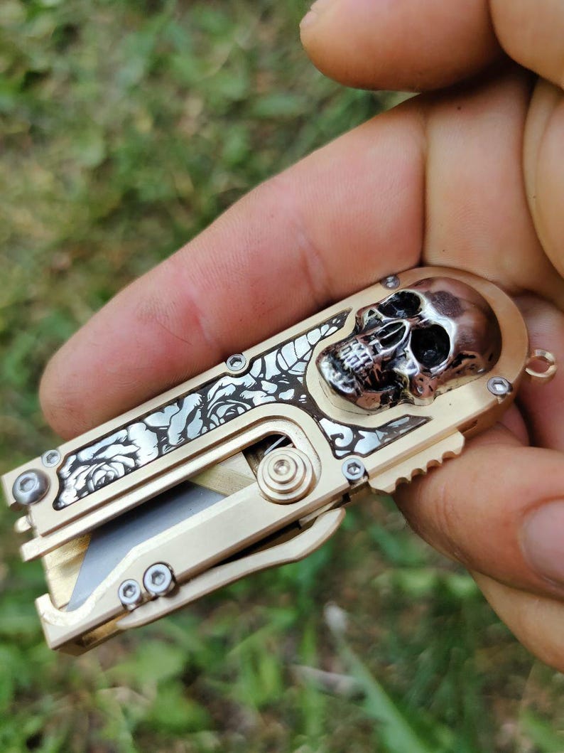 Mirock Maker Cutter "Skull n Roses"