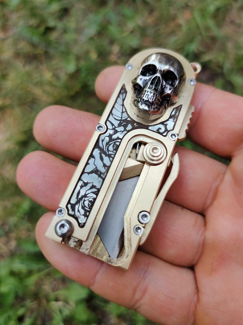 Mirock Maker Cutter "Skull n Roses"