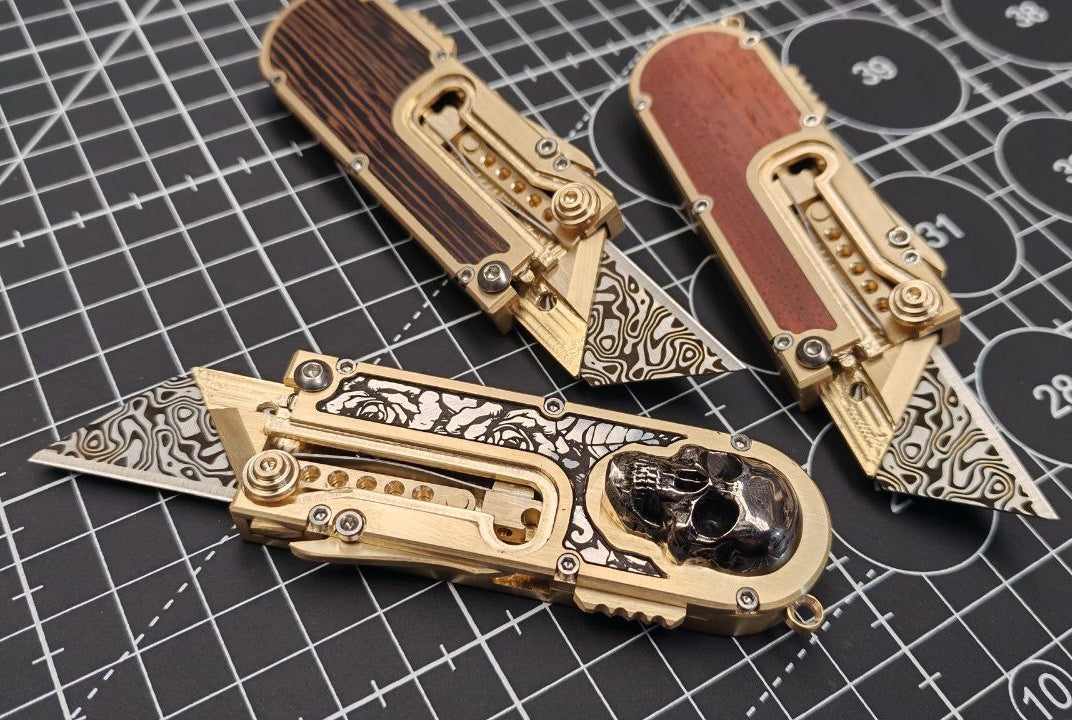 Mirock Knife. How To Replace the Blade