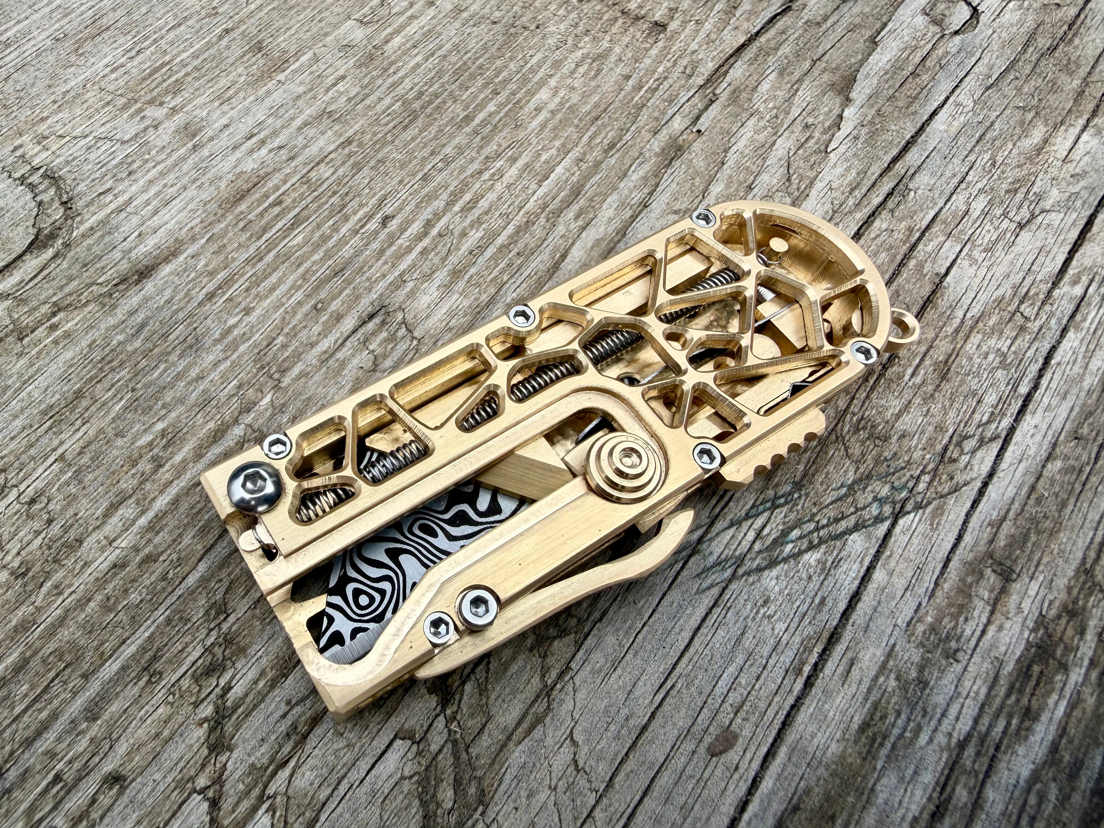 Mirock Maker Cutter Alien Brass Auto