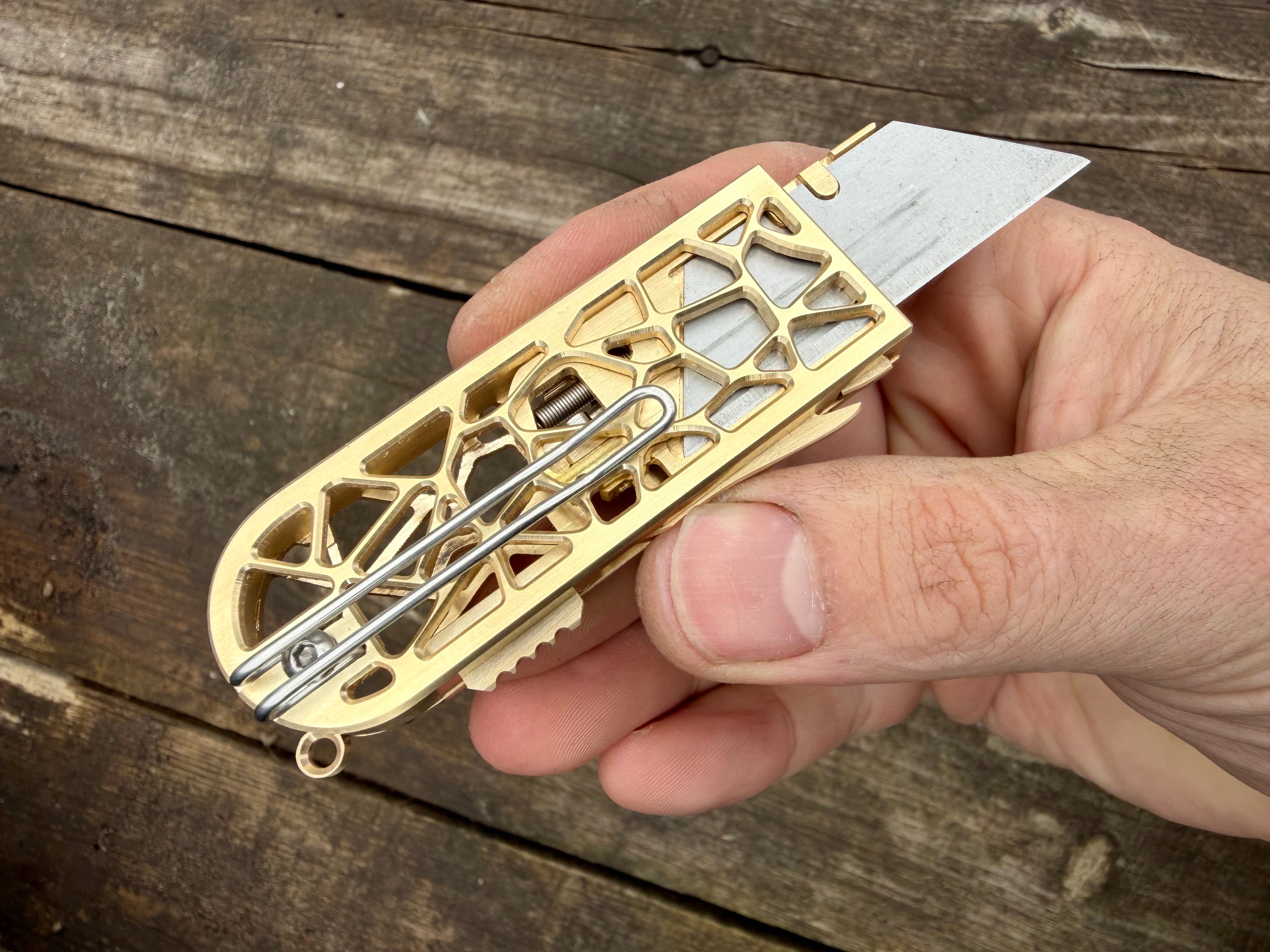 Mirock Maker Cutter Alien Brass Auto