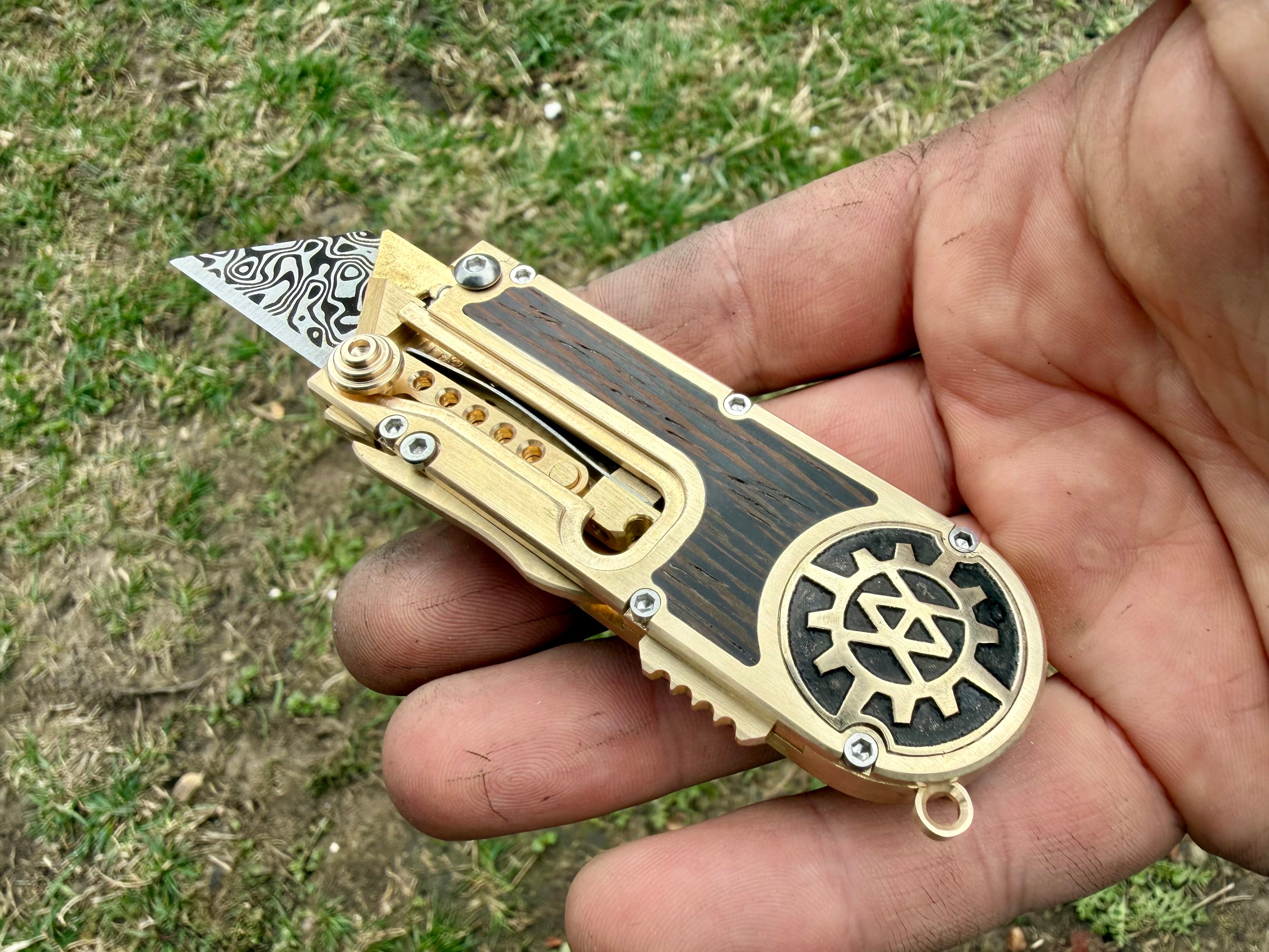 Mirock Maker Cutter Auto Wenge Custom Logo