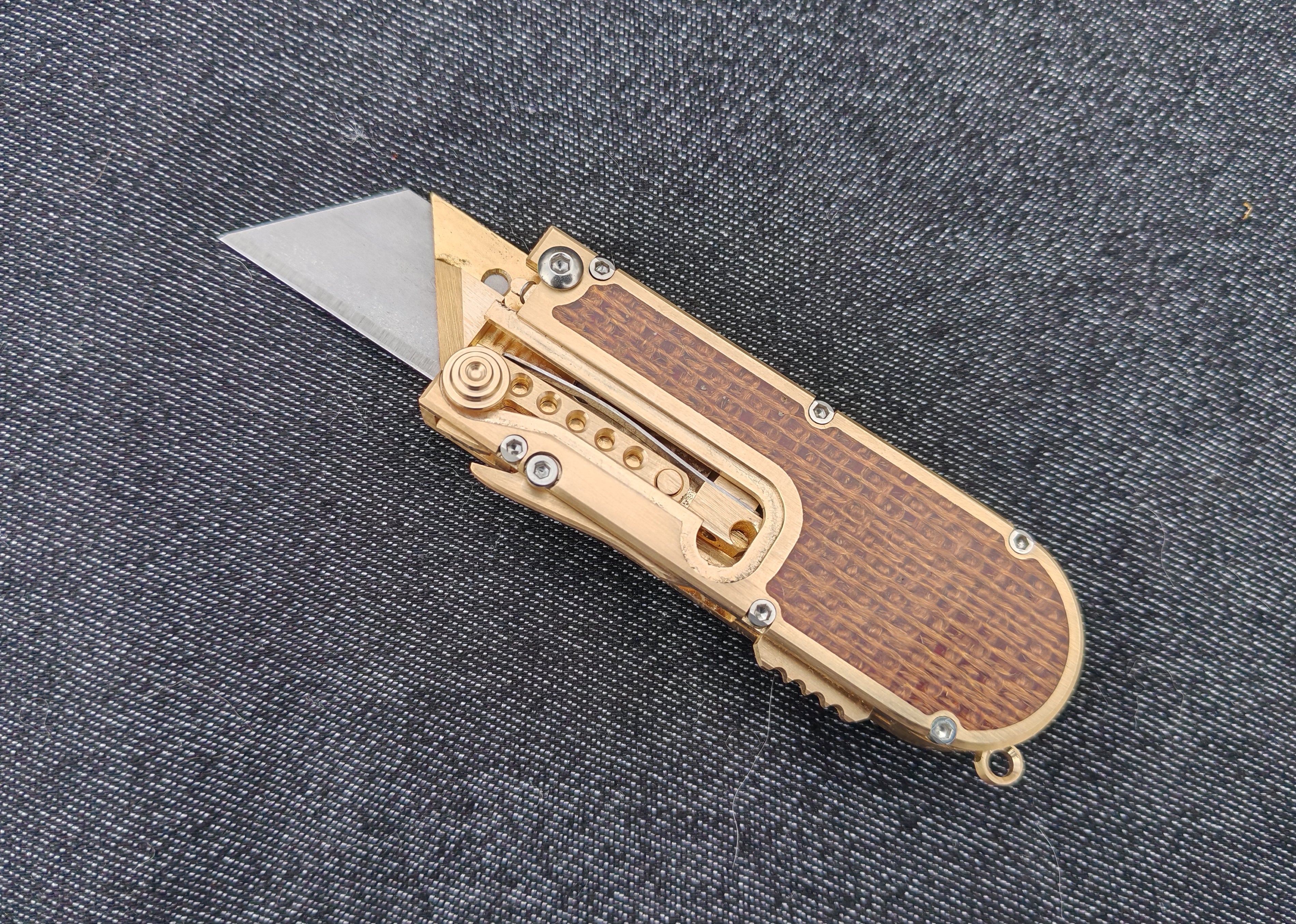 Mirock Maker Cutter Burlap Brown