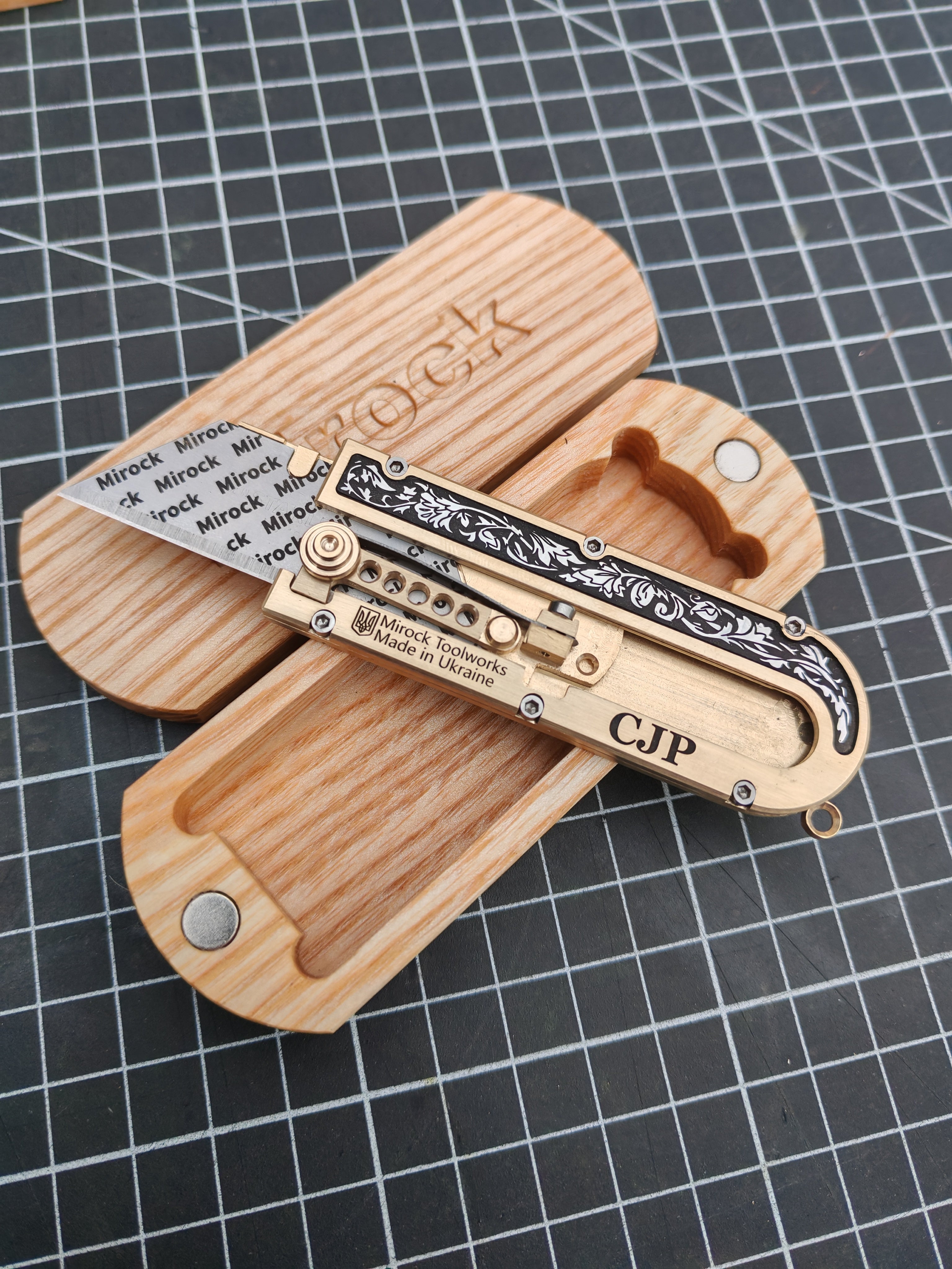 Mirock Maker Cutter Manual Floral