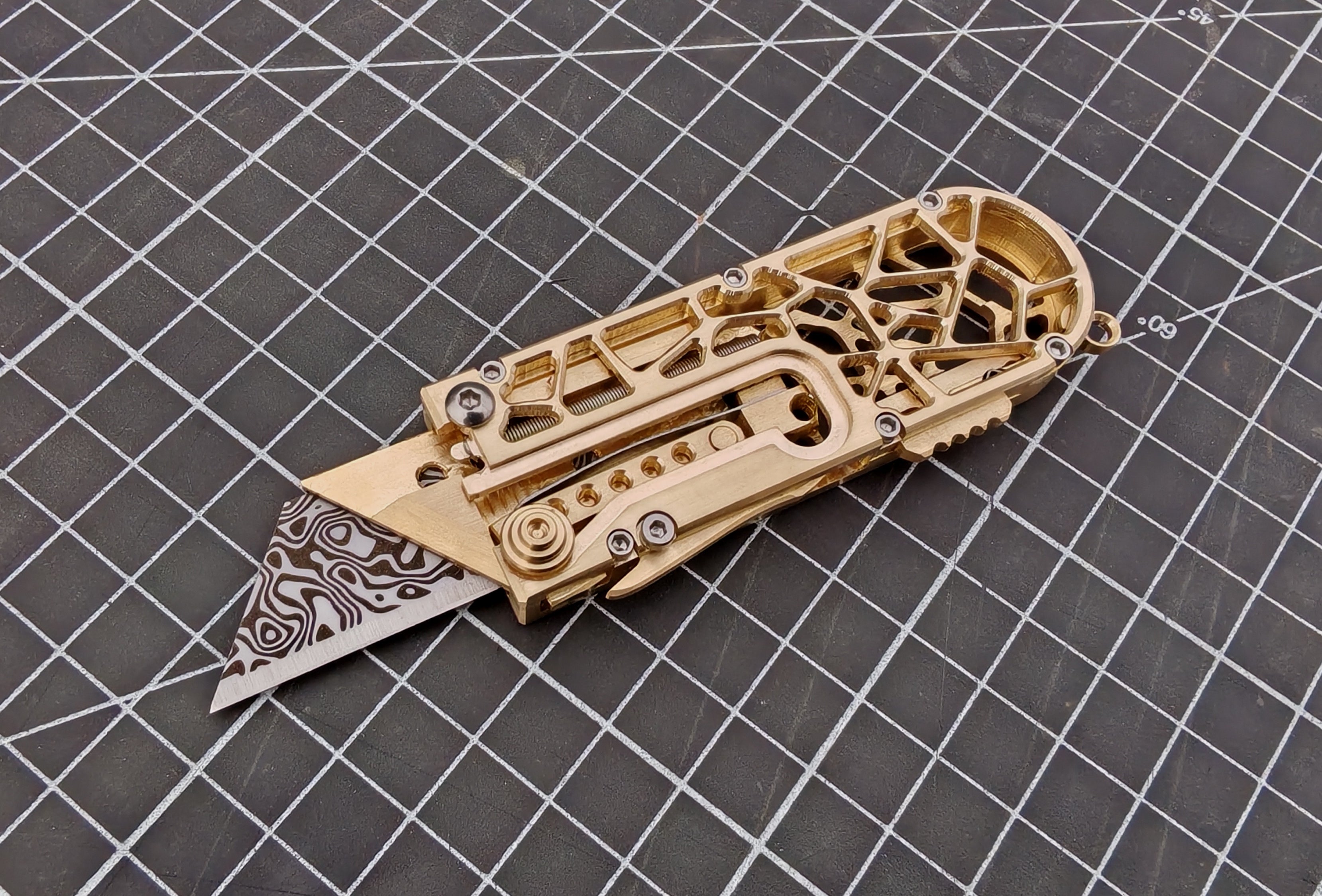 Mirock Maker Cutter Alien Brass Auto