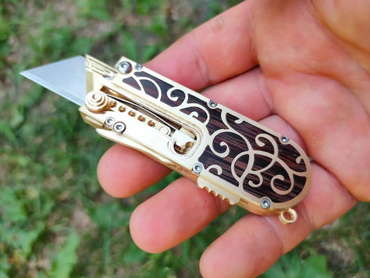 Mirock Maker Cutter Wenge Floral