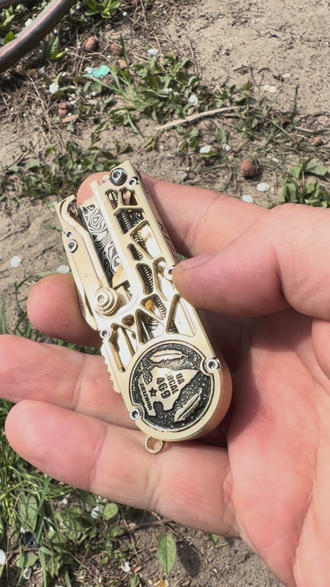 Mirock Maker Cutter Alien Brass Auto Custom Logo