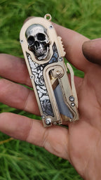 Mirock Maker Cutter "Skull n Roses" (With safety lock)